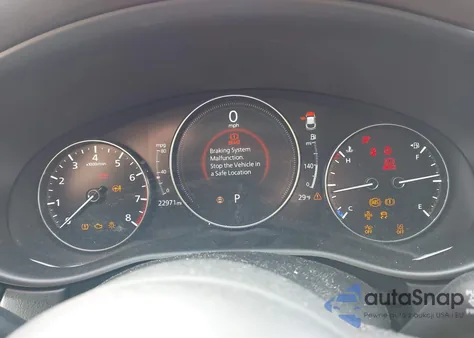 2025 Mazda Cx-30 2.5 S Premium Package z USA, uszkodzony, nr VIN 3MVDMBDM8SM769908